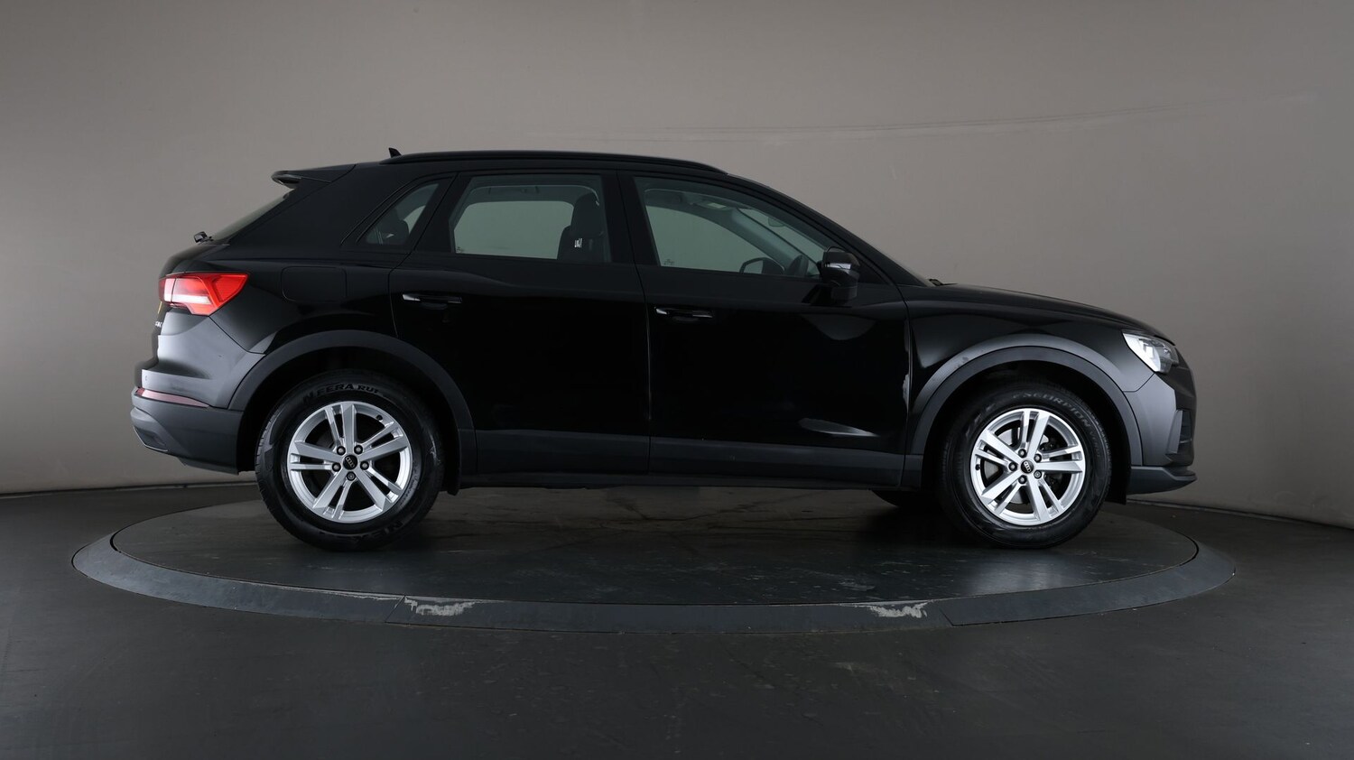 Used Audi Q3 for sale - 76810329: Photo 55