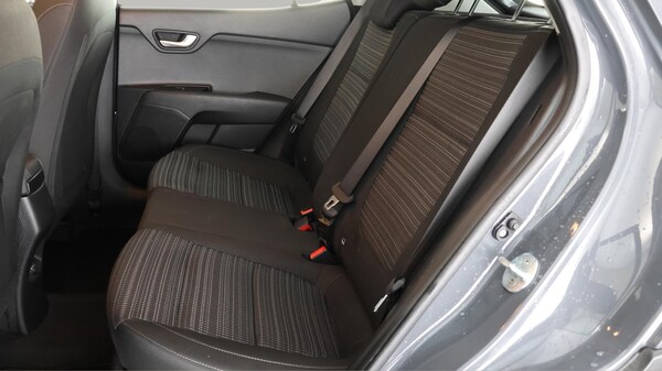 Used Kia Stonic 2022 for sale - 76295469: Photo 16