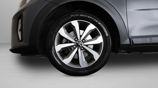 Used Kia Stonic 2022 for sale - 76295469: Photo 18