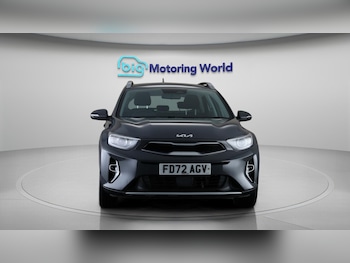 Used Kia Stonic 2022 for sale - 76295469: Photo 3
