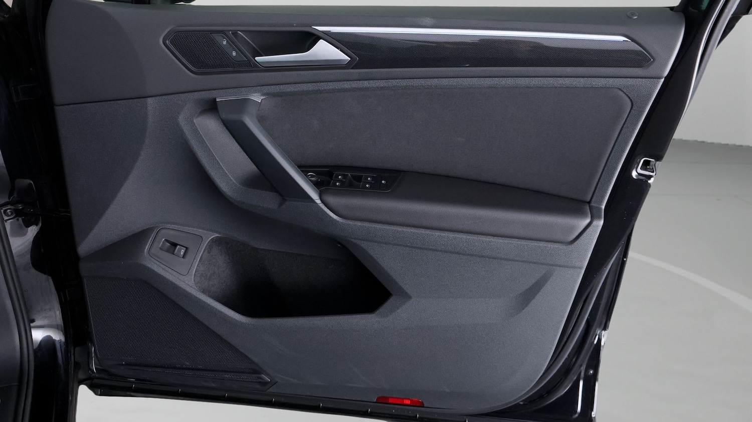 Used Volkswagen Tiguan 2023 for sale - 78166859: Photo 15