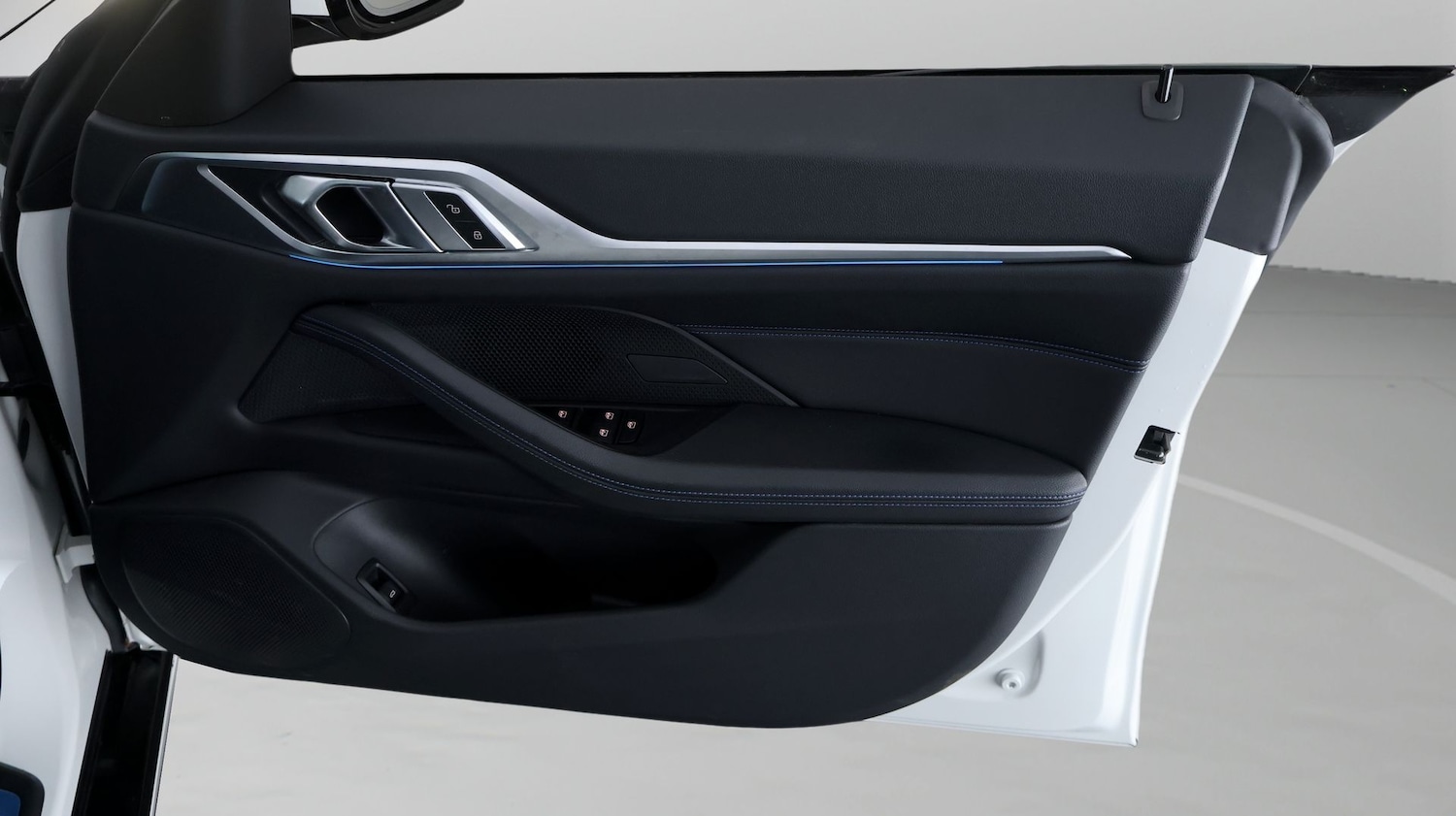 Used BMW i4 2022 for sale - 77735551: Photo 15