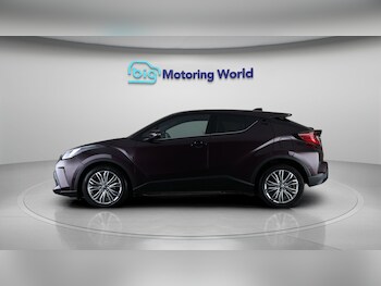 Used Toyota C-HR 2022 for sale - 77287431: Photo