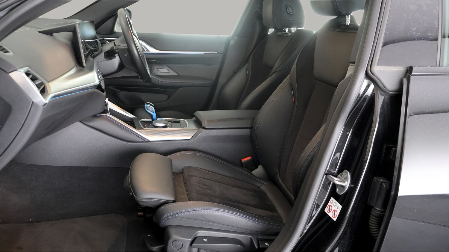 Used BMW i4 2022 for sale - 78212074: Photo 14