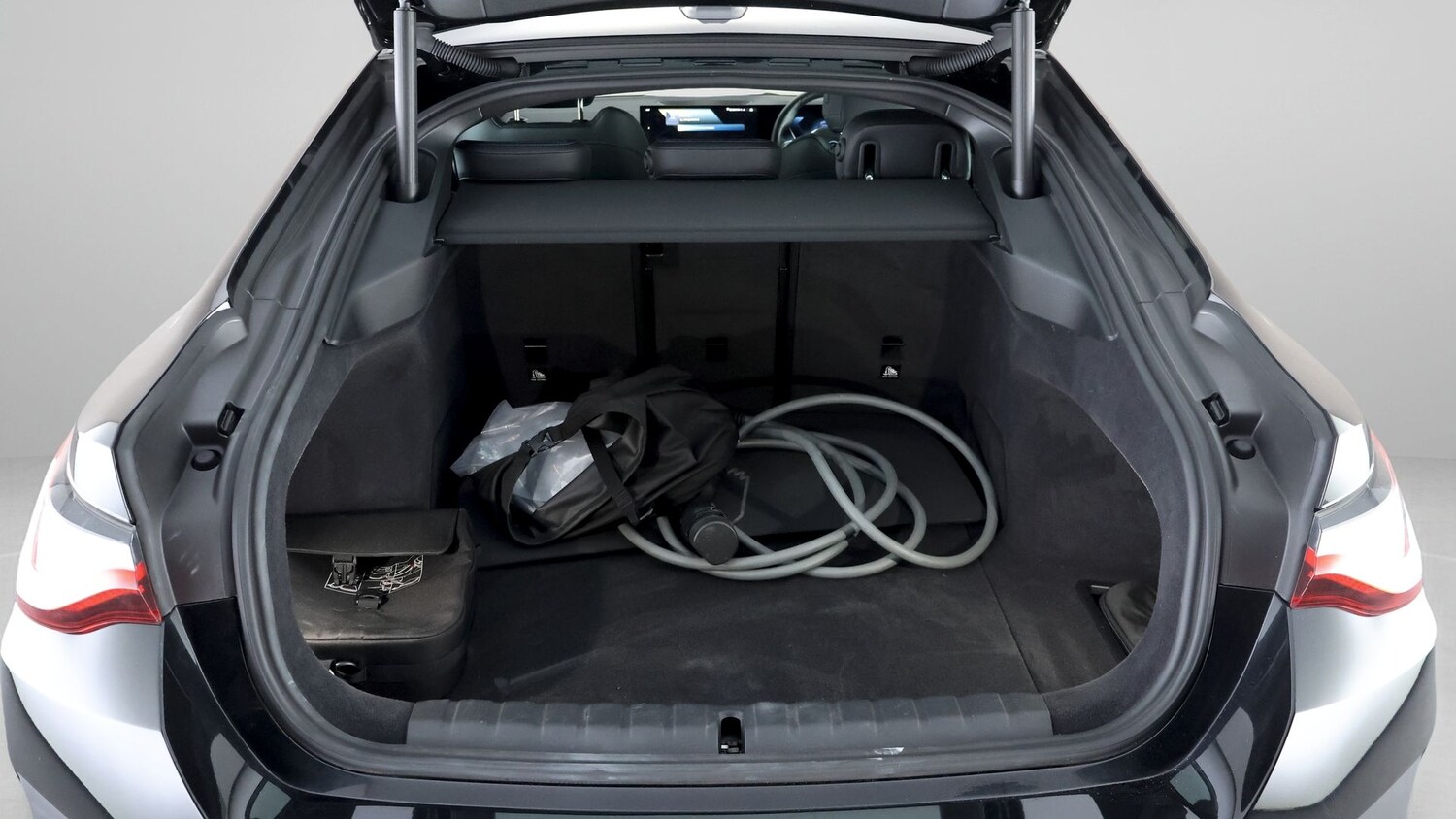 Used BMW i4 2022 for sale - 78212074: Photo 17