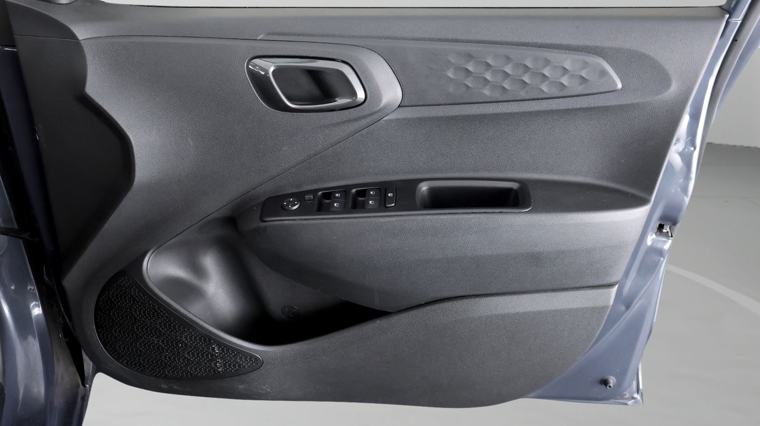 Used Hyundai i10 2023 for sale - 77393785: Photo 14