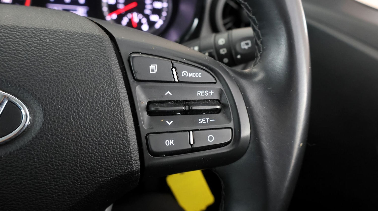 Used Hyundai i10 2023 for sale - 77393785: Photo 24