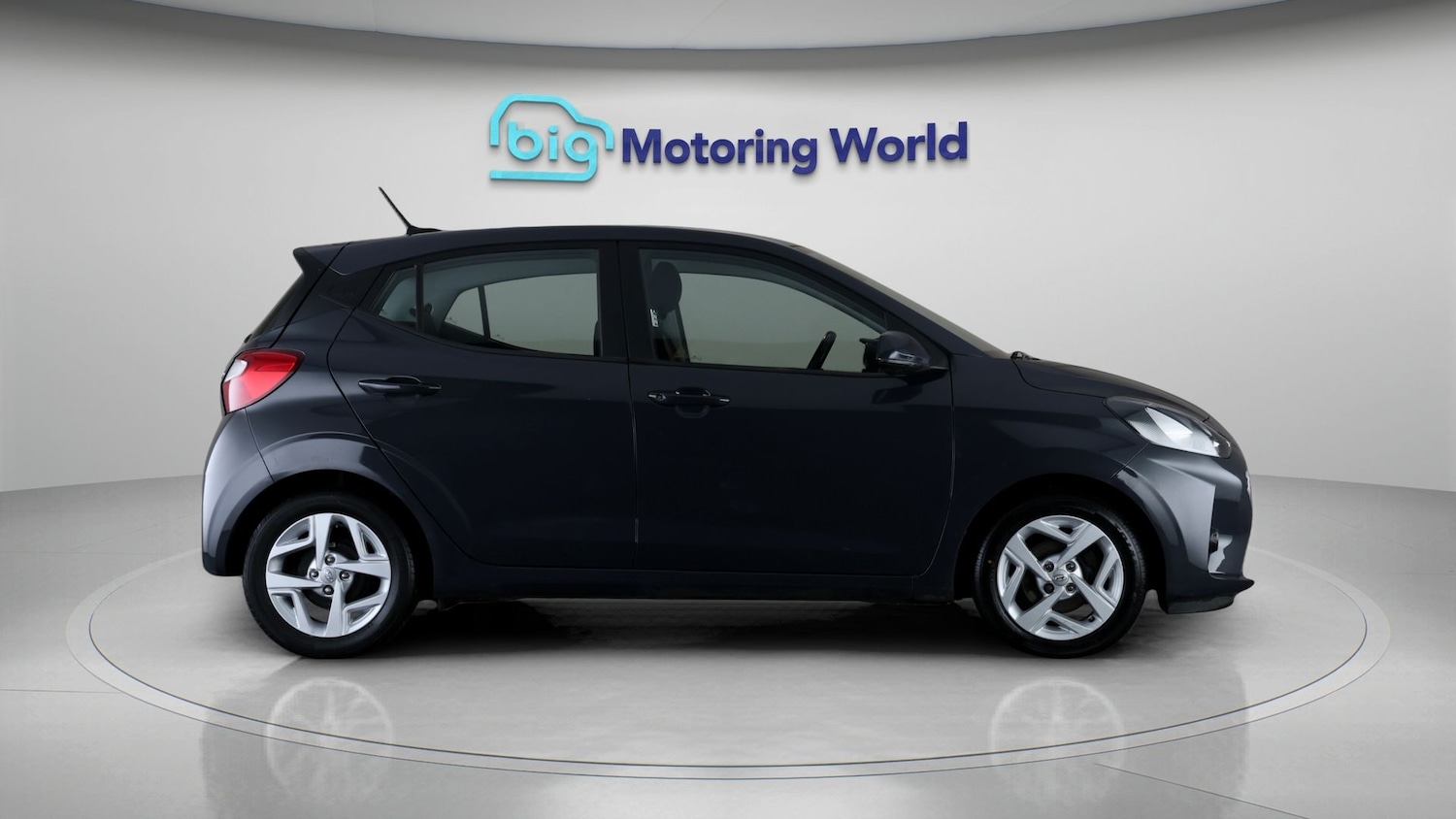 Used Hyundai i10 2023 for sale - 77393785: Photo 8