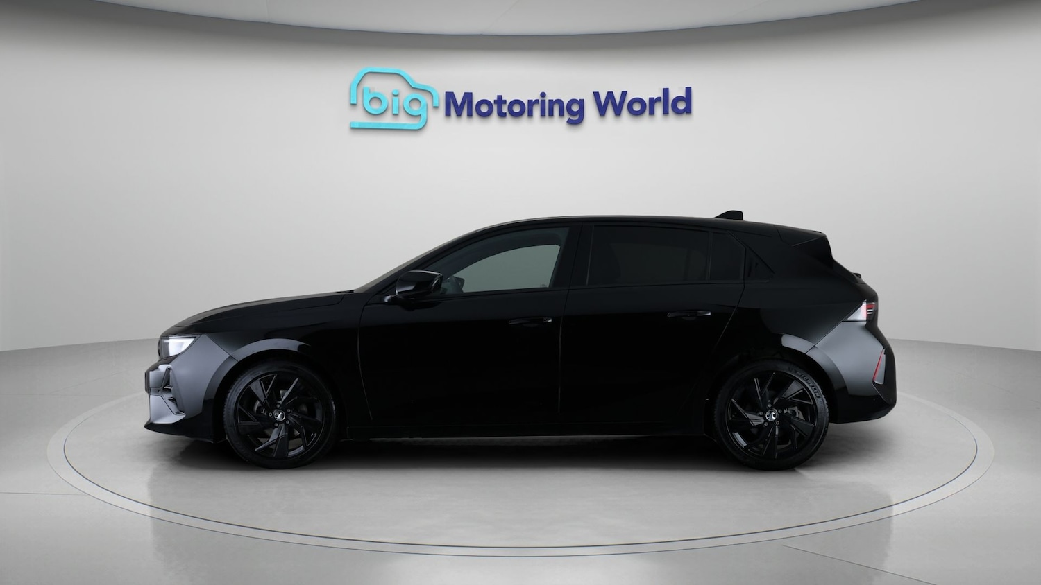 Used Vauxhall Astra 2022 for sale - 77945859: Photo 4