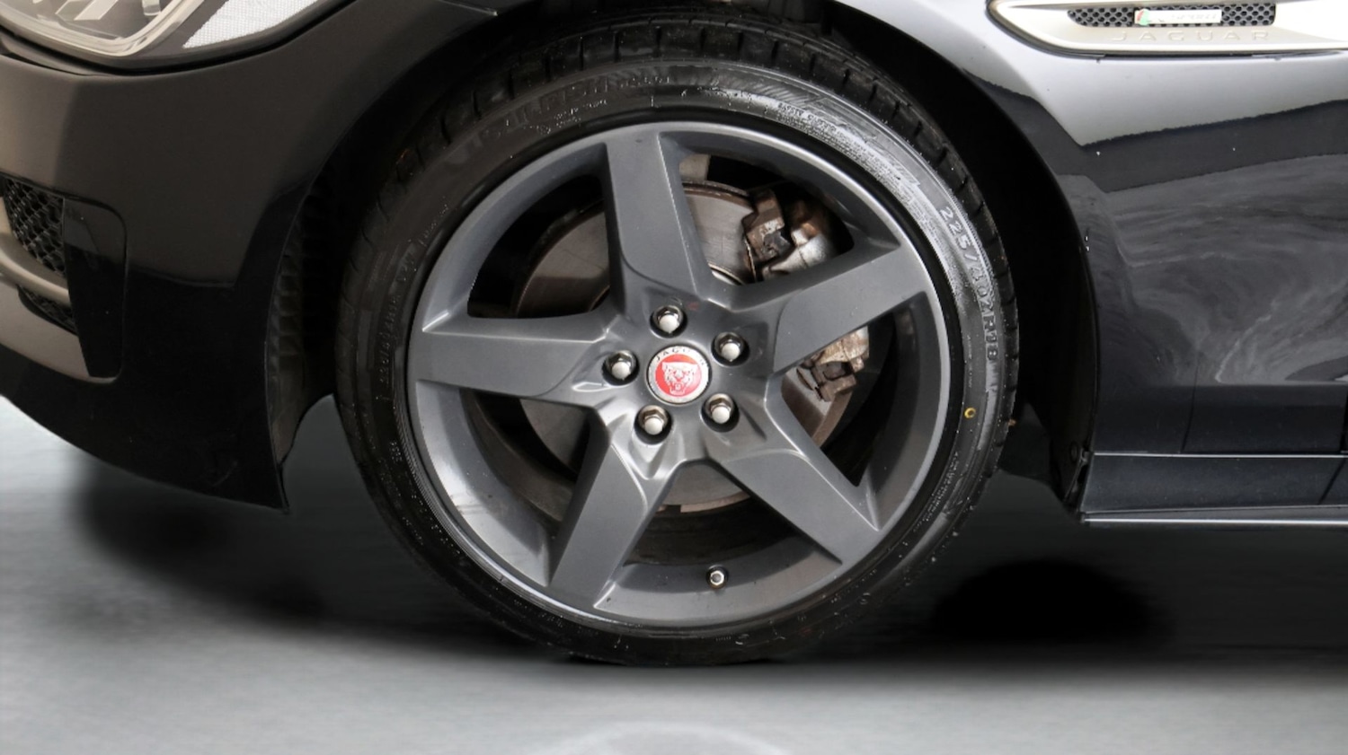 Used Jaguar XE 2019 for sale - 77998611: Photo 18