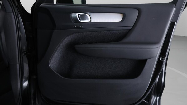 Used Volvo XC40 2022 for sale - 76306850: Photo 16