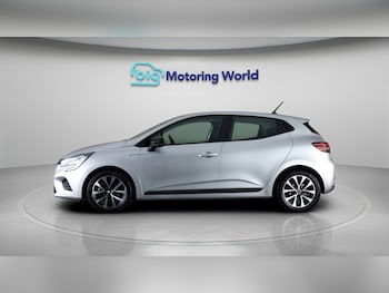 Used Renault Clio 2021 for sale - 79470901: Photo