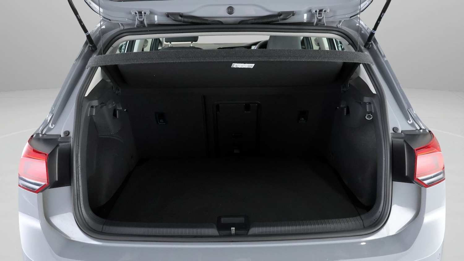 Used Volkswagen Golf 2023 for sale - 77639058: Photo 16