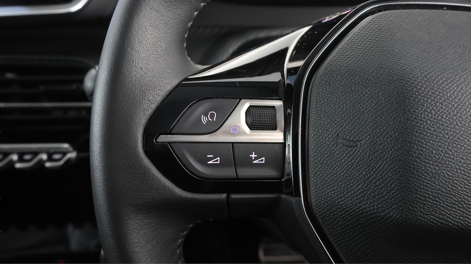 Used Peugeot 208 2023 for sale - 77792738: Photo 20