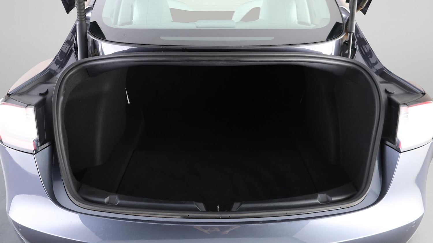 Used Tesla Model 3 2021 for sale - 76380668: Photo 17