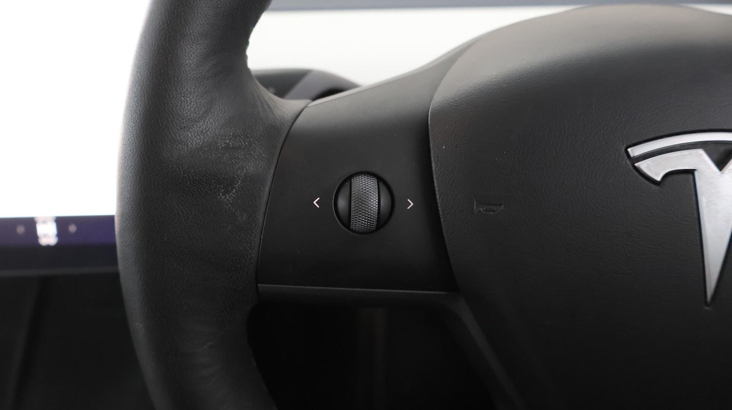 Used Tesla Model 3 2021 for sale - 76380668: Photo 23