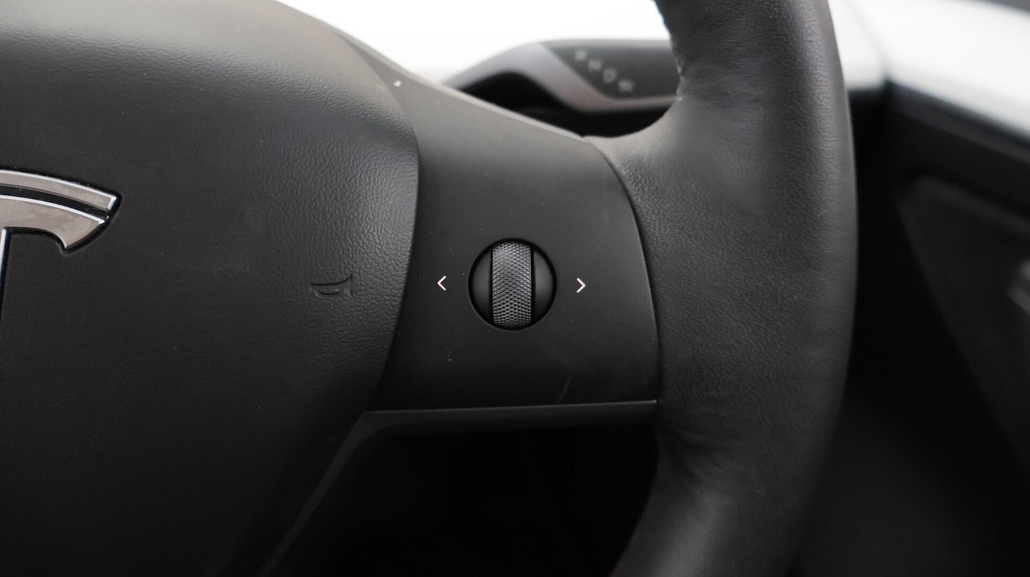 Used Tesla Model 3 2021 for sale - 76380668: Photo 24