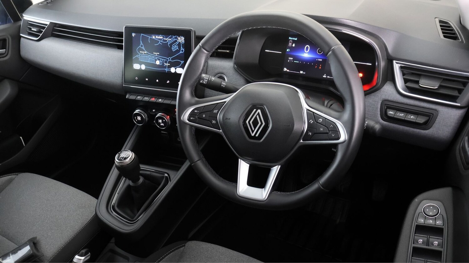 Used Renault Clio 2024 for sale - 77585362: Photo 9