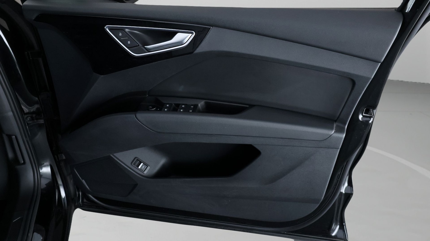 Used Audi Q4 e-tron 2023 for sale - 78048381: Photo 14