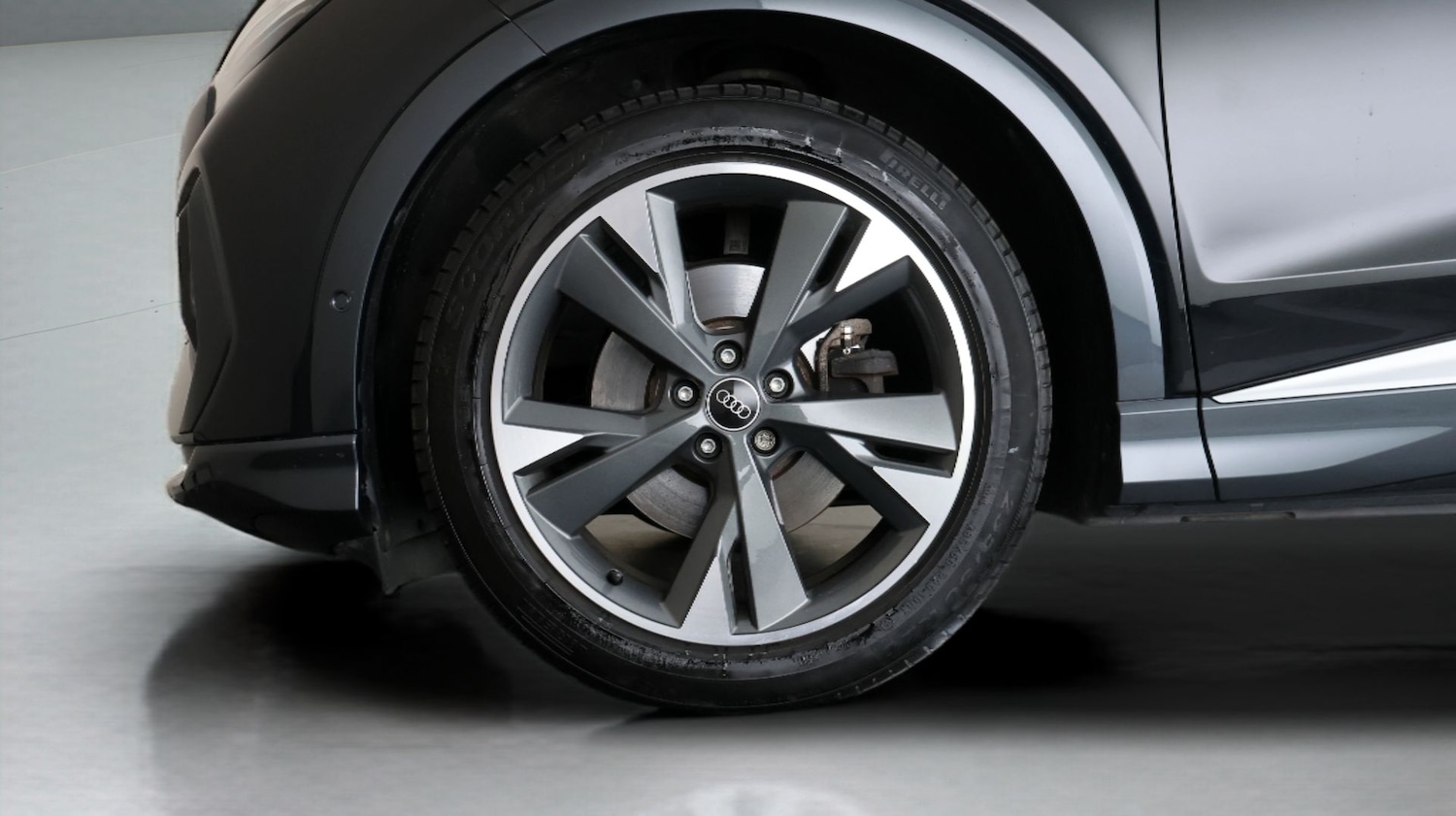 Used Audi Q4 e-tron 2023 for sale - 78048381: Photo 17