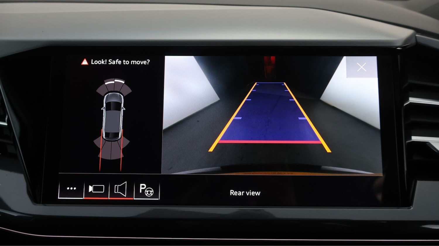 Used Audi Q4 e-tron 2023 for sale - 78048381: Photo 20