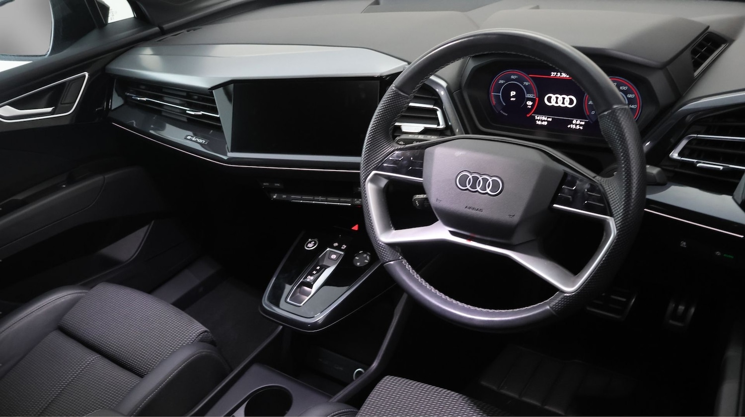 Used Audi Q4 e-tron 2023 for sale - 78048381: Photo 9