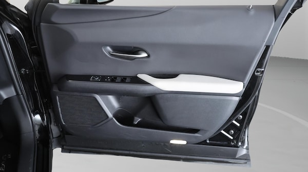 Used Lexus UX 2023 for sale - 76260222: Photo 16