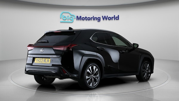 Used Lexus UX 2023 for sale - 76260222: Photo 8