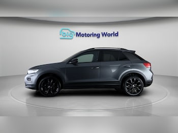 Used Volkswagen T-Roc 2021 for sale - 79400178: Photo