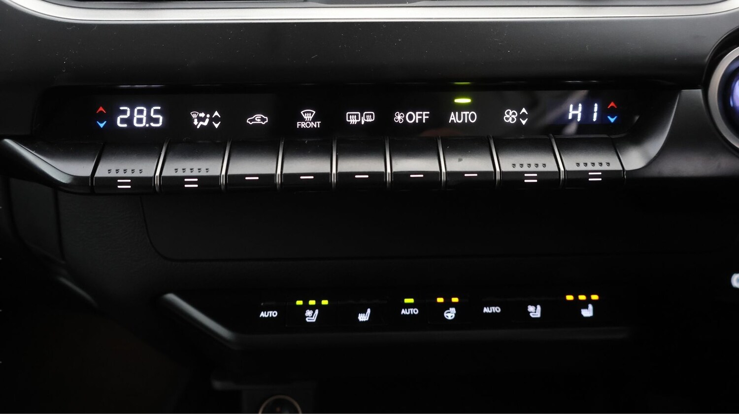 Used Lexus UX for sale - 77831596: Photo 11