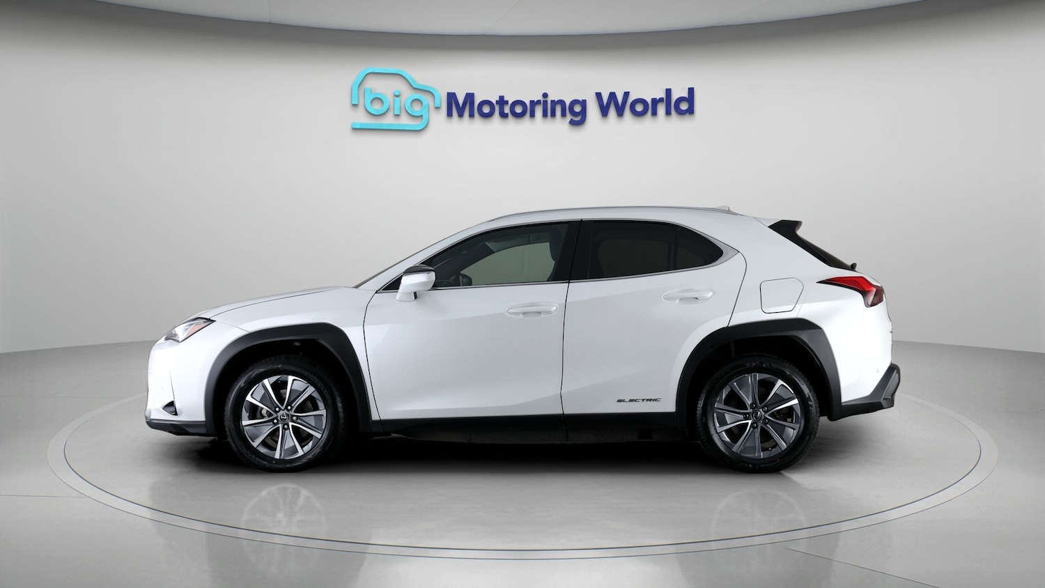 Used Lexus UX for sale - 77831596: Photo 4