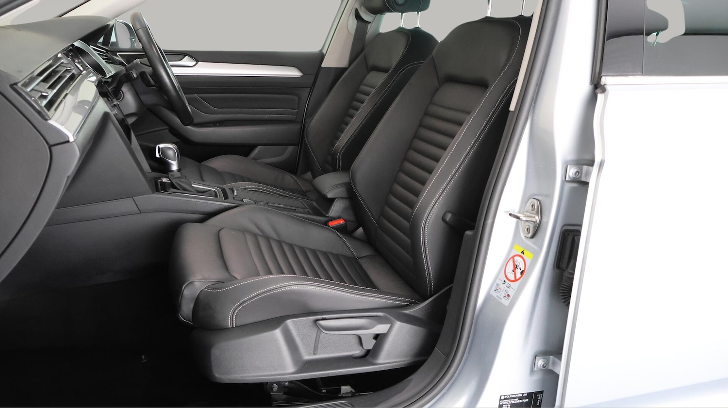Used Volkswagen Passat 2022 for sale - 76109373: Photo 13