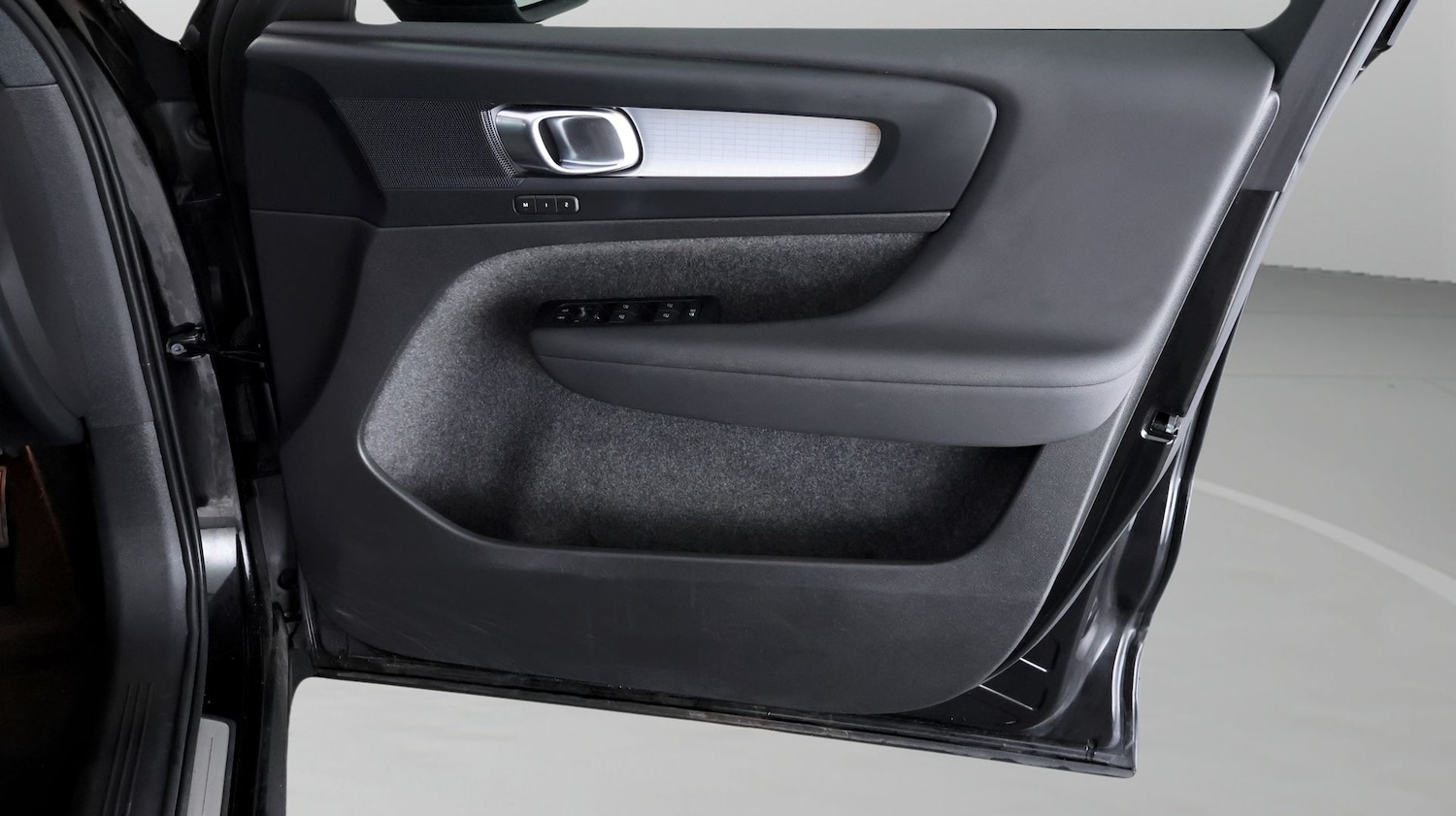 Used Volvo XC40 2022 for sale - 77992069: Photo 15