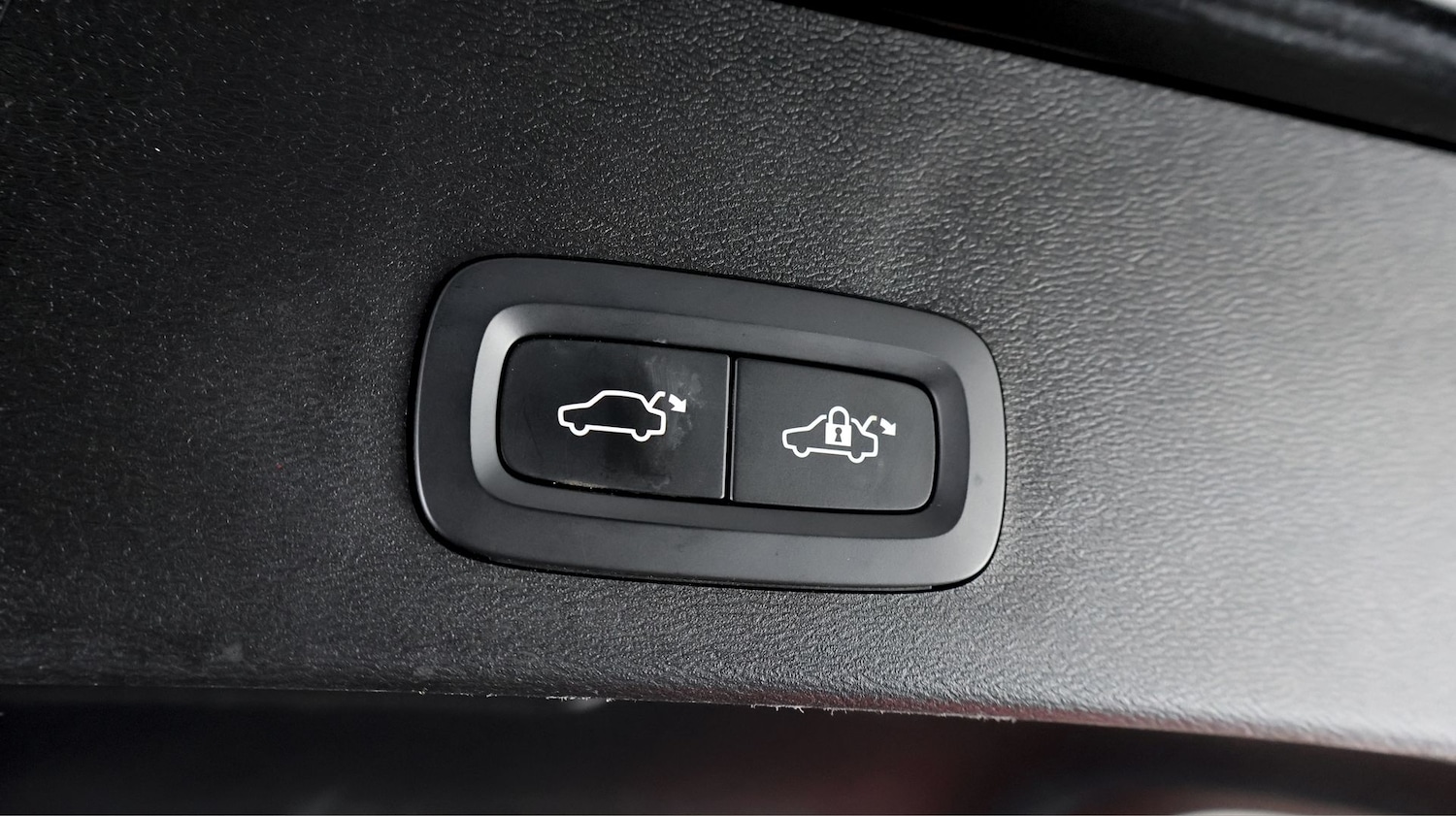 Used Volvo XC40 2022 for sale - 77992069: Photo 22