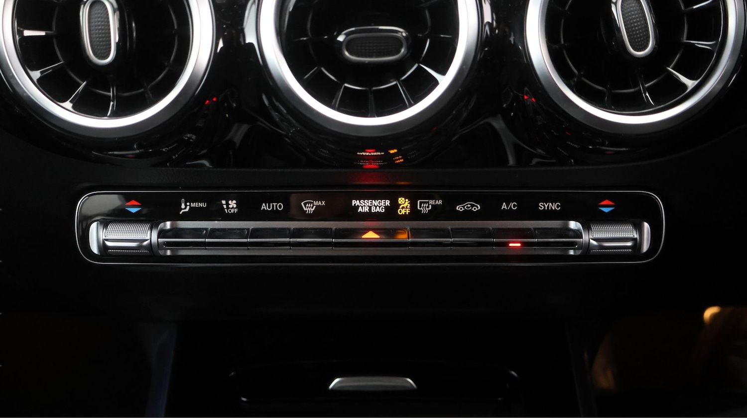 Used Mercedes-Benz GLA 2022 for sale - 77750190: Photo 12