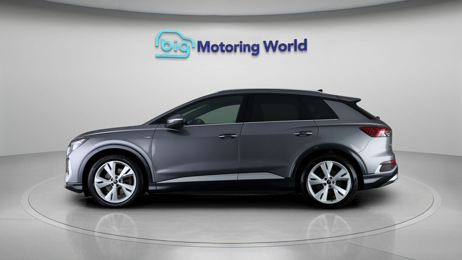 Used Audi Q4 e-tron 2023 for sale - 77971313: Photo 4