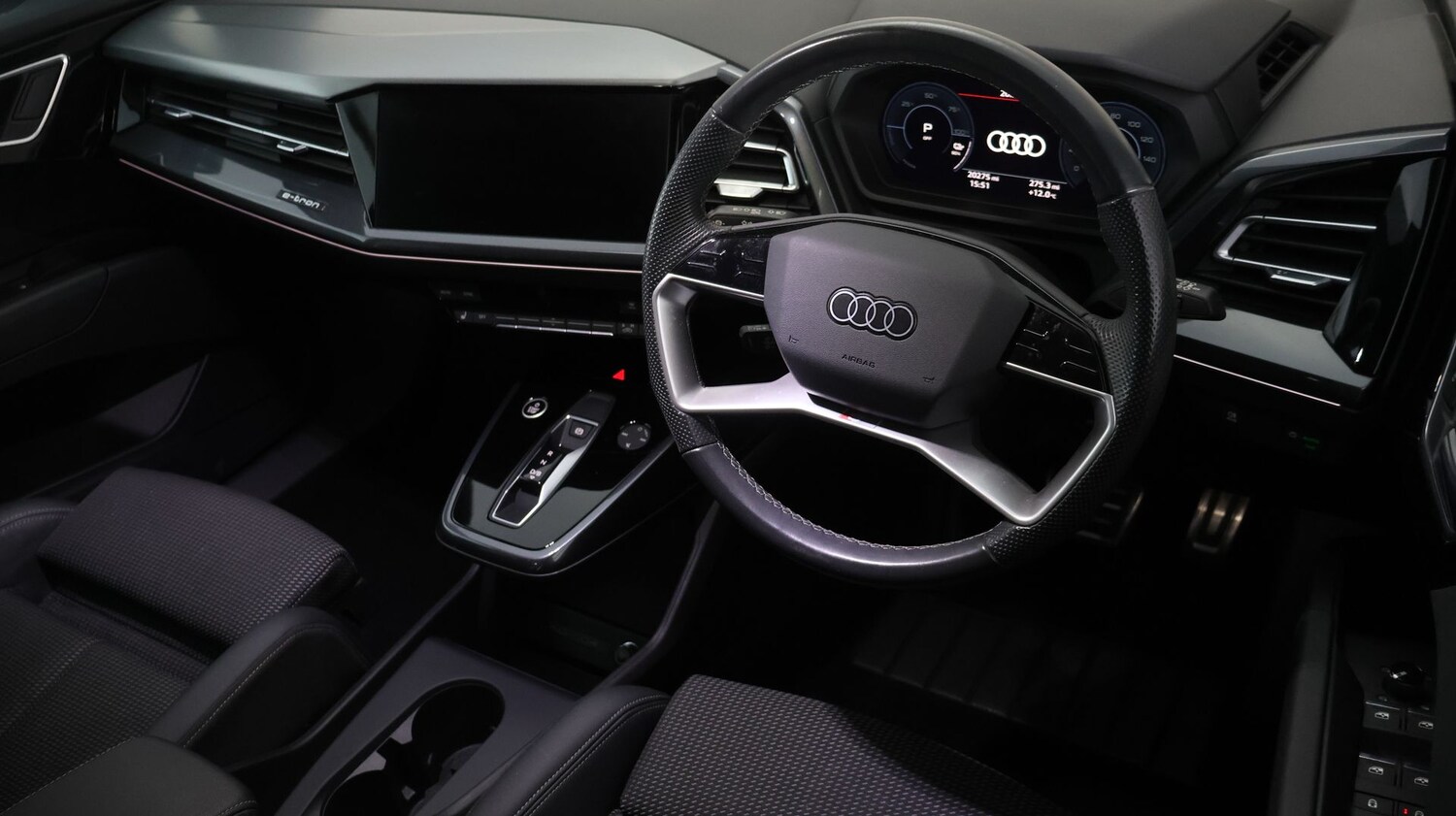 Used Audi Q4 e-tron 2023 for sale - 77971313: Photo 9