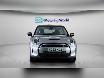 Used MINI Hatch 2023 for sale - 79597528: Photo