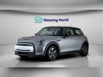 Used MINI Hatch 2023 for sale - 79597528: Photo