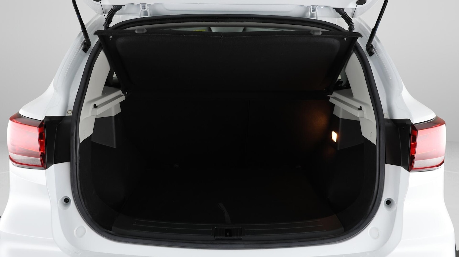 Used MG MG ZS 2023 for sale - 76060568: Photo 17