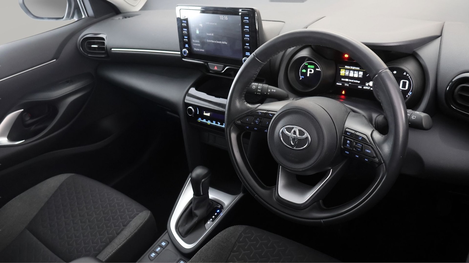 Used Toyota Yaris Cross 2023 for sale - 77976169: Photo 9