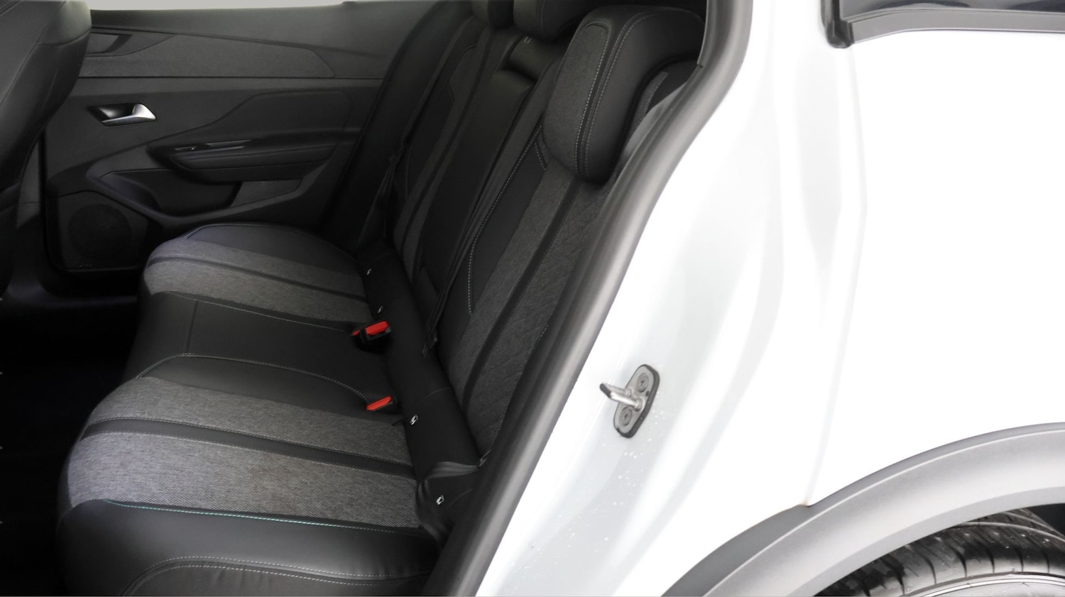 Used Peugeot 408 2024 for sale - 78090608: Photo 16