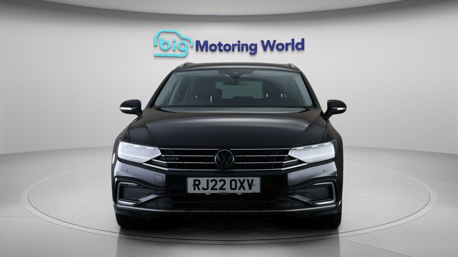 Used Volkswagen Passat 2022 for sale - 77319790: Photo 2