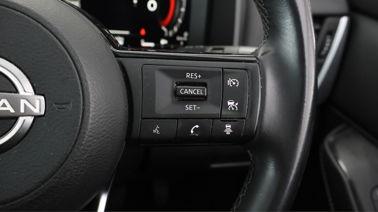 Used Nissan Qashqai for sale - 78107159: Photo 23