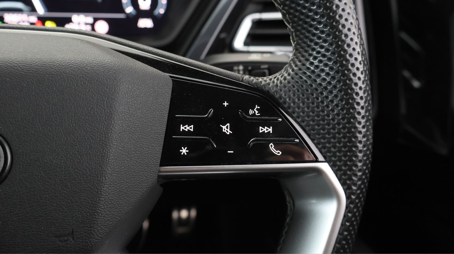 Used Audi Q4 e-tron 2023 for sale - 78007954: Photo 24