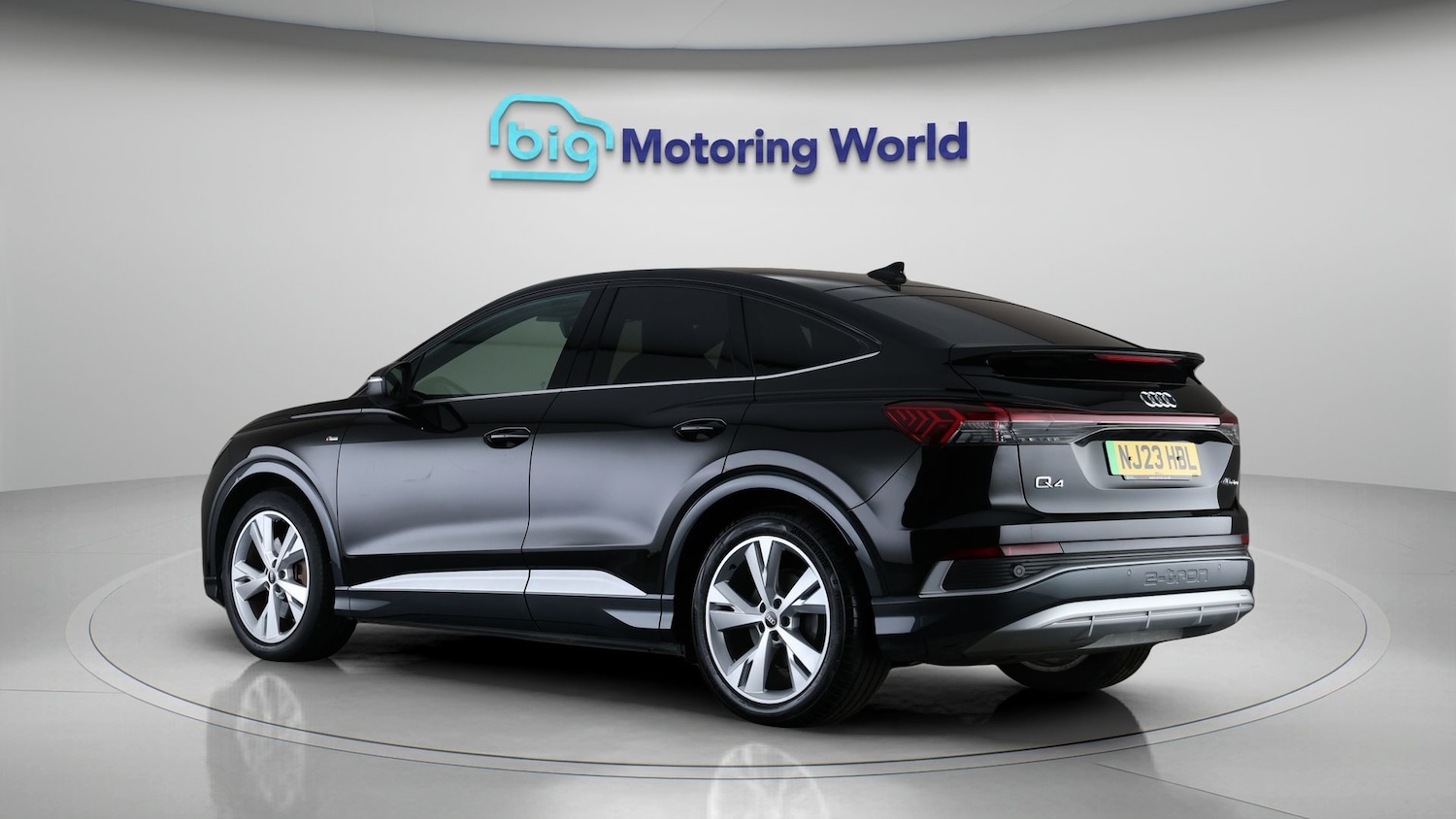 Used Audi Q4 e-tron 2023 for sale - 78007954: Photo 5