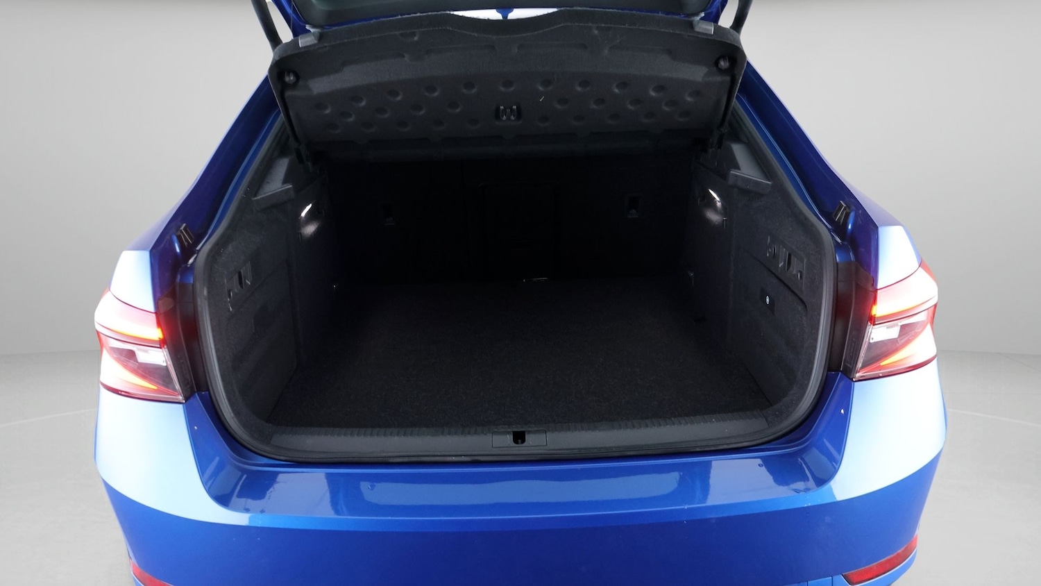 Used Skoda Superb 2023 for sale - 77711053: Photo 17