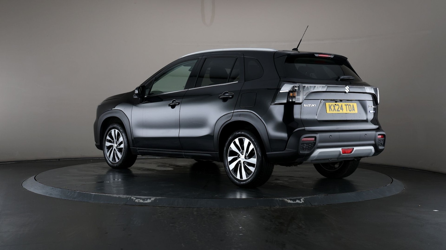 Used Suzuki SX4 S-Cross for sale - 76810596: Photo 64