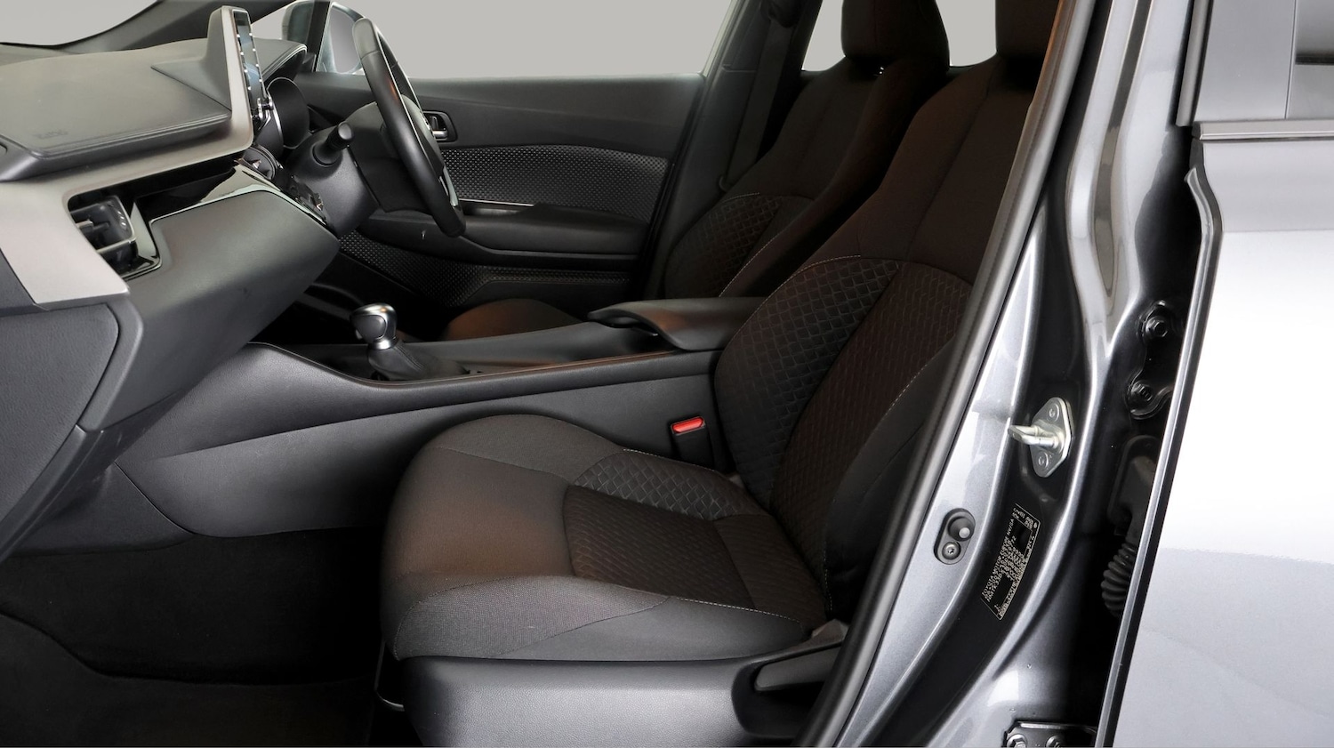 Used Toyota C-HR 2023 for sale - 77700948: Photo 13