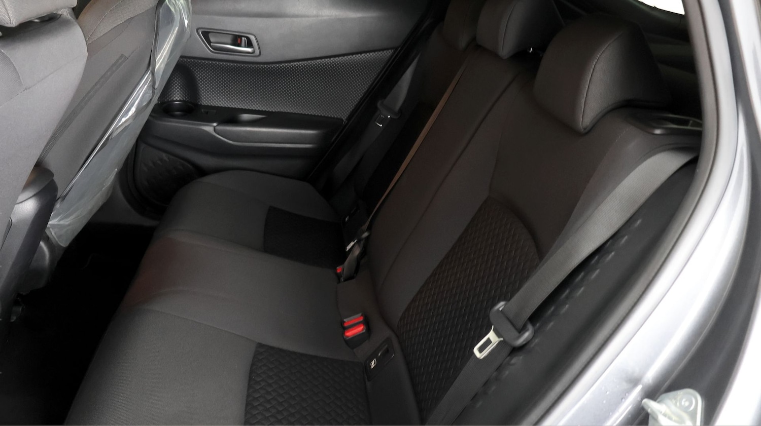 Used Toyota C-HR 2023 for sale - 77700948: Photo 15